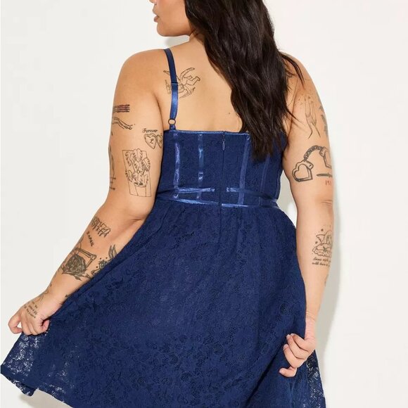 NWOT Torrid LoveSick Basque-Waist Mini Dress - Picture 4 of 8